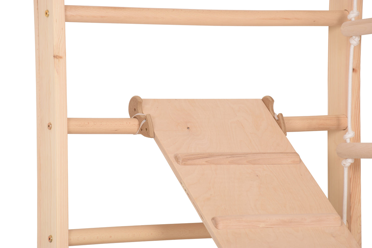 Kletterwand für die ganze Familie – Klettergerüst Indoor aus Holz mit Wand-Reck, Stange, Gymnastikringen, Kletterseil, schwe…