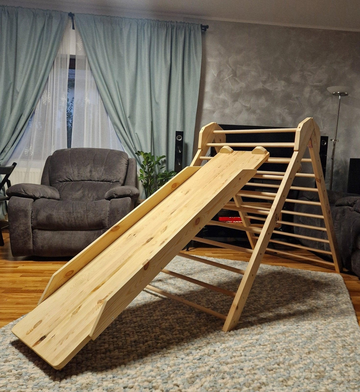Großes Kletterdreieck mit Rutsche | 115cm hoch - Kletterling – einfach Kind sein
