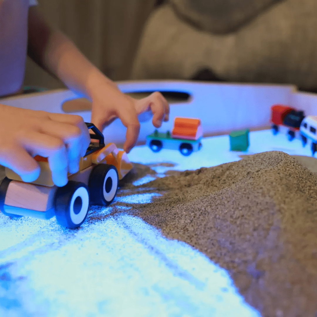 WonderSand BLUE | leuchtender Sandspieltisch 60x60 cm | Blaulicht für zuhause & Therapie & MINT - Förderung ab 3+ - Kletterling – einfach Kind sein
