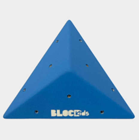 3D Klettervolumen BK | Gleichseitiges Dreieck groß | INDOOR | 1 Teil | 57 x 57 x 17 cm | Zubehör BK Kletterwände - Kletterling – einfach Kind sein