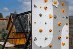 Kletterwand BK OUTDOOR aus 6 Teilen | 236 cm x 234 cm | inkl. 45 Griffen | 120 Loch - Kletterling – einfach Kind sein