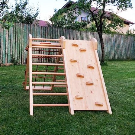 Klettergerüst mit 4 Kletterwegen optional mit 2in1 Kreidetafel - Rutsche - Kletterling – einfach Kind sein