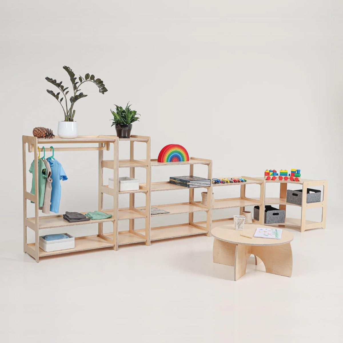 Montessori Eckregal mit drei Etagen - Kletterling – einfach Kind sein